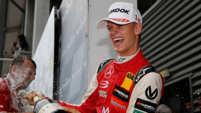Mick Schumacher nach seinem Sieg beim Formel-3-Rennen 2018 in Spa