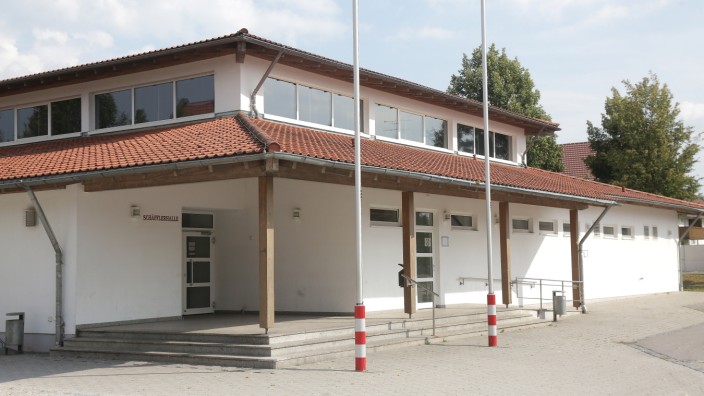 Katastrophenschutz: Die Moosburger Schäfflerhalle soll im Falle eines Blackouts zu einem Zentrum für die medizinische Versorgung der Bevölkerung werden.