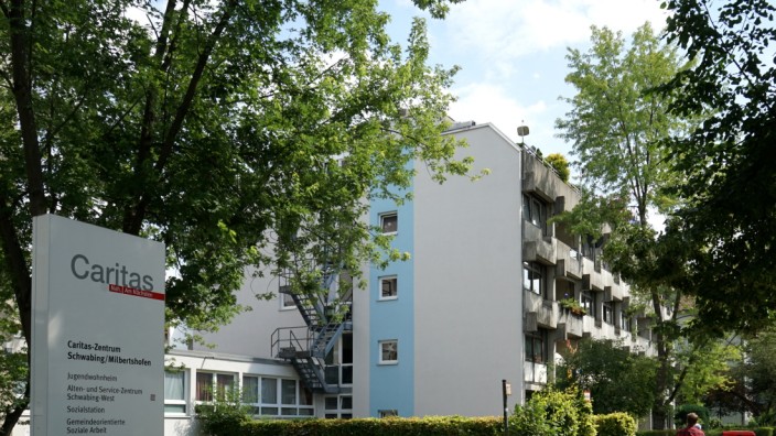 Schwabing: Umbaupläne: Caritas-Zentrum an der Hiltenspergerstraße 76 bis 82.