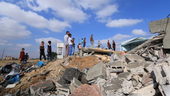 August 9 2018 Middle Of The Gaza Strip The Gaza Strip Palestine Damages after Israeli air st