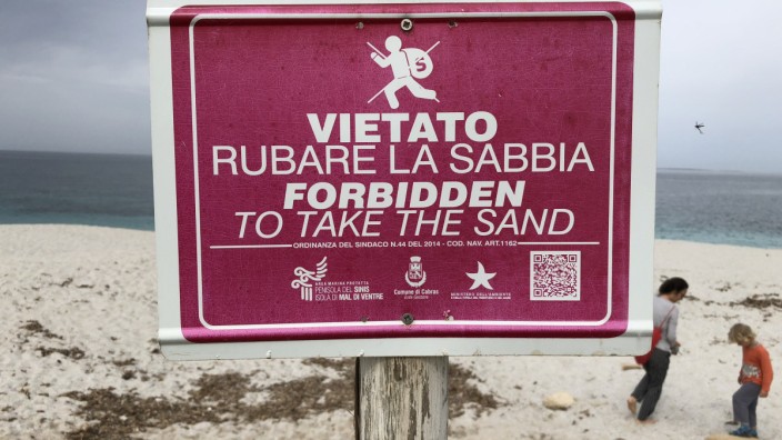 Sand mitnehmen verboten auf Sardinien