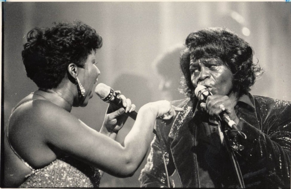 Michigan MI U S FREELANCE Aretha Franklin and James Brown perform together in January 1987 Br