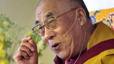Politik kompakt: Südafrikas Präsident Motlanthe will den Dalai Lama nicht empfangen - aus Angst, andernfalls die guten Beziehungen zu China zu gefährden.