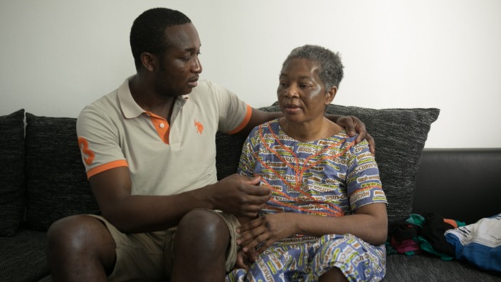 Kapinga Mbyi (Mutter) und Christian Kapuku (Sohn)