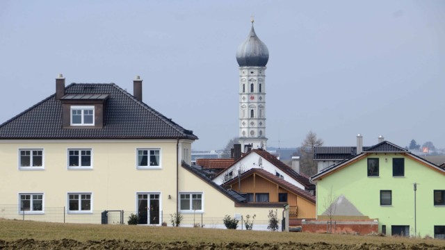 Wohnungsbau: Im Landkreis wird gebaut: am Ortsrand von Wiedenzhausen.