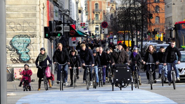 "Zukunft der Stadt": Mobilität: In Kopenhagen hat das Umdenken bereits stattgefunden - und immer mehr Menschen bewegen sich mit dem Fahrrad in der Stadt fort.