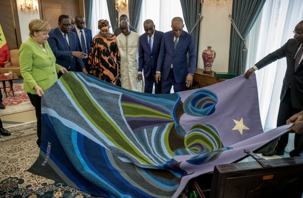 Kanzlerin Merkel besucht Senegal