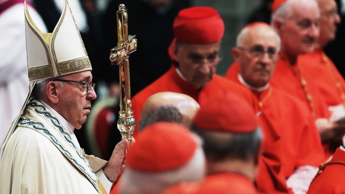 Krise im Vatikan: Papst Franziskus hat kirchenintern viele Kritiker - nicht nur in der Kurie.