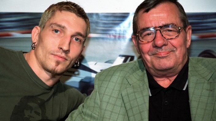 Stefan Kretzschmar SCM mit Vater Peter Pit dem ehemaligen erfolgreichen Handballer und DDR Fra