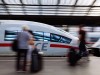 Ein ICE hält Einfahrt im Kölner Hauptbahnhof Köln 30 07 2017 Foto xC xHardtx xFuturexImage