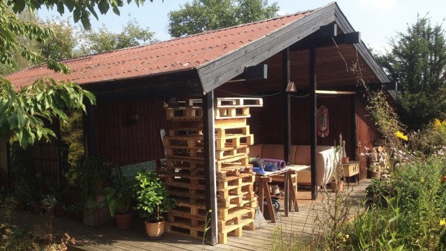 Neue Wohnformen: In diesem Holzhaus lebt Stefan Dunkel.