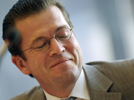 Karl-Theodor zu Guttenberg Wirtschaftsminister CSU, dpa