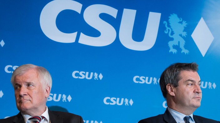 CSU-Chef Seehofer und Bayerns Ministerpräsident Söder bei einer CSU-Vorstandssitzung