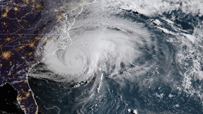 Hurrikan-Simulator: Ein Satellitenbild zeigt, wie sich Hurrikan Florence der amerikanischen Ostküste nähert.
