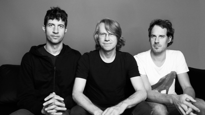 Konzert: Lieben Symmetrie in der Musik: Ronny Graupe, Henning Sieverts und Nils Wogram (von links).