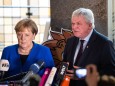 Bundeskanzlerin Angela Merkel besucht den hessischen Ministerpräsidenten Volker Bouffier.