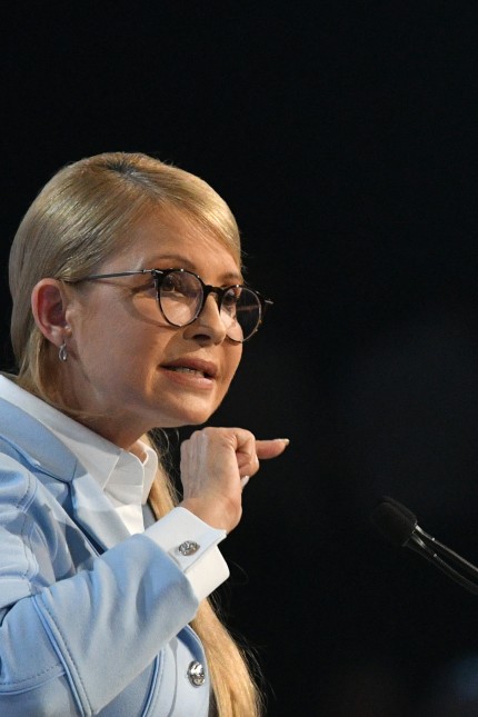 Ukraine: Der Haarkranz ist weg: Julia Timoschenke will moderner wirken – und „das ganze System demontieren“.