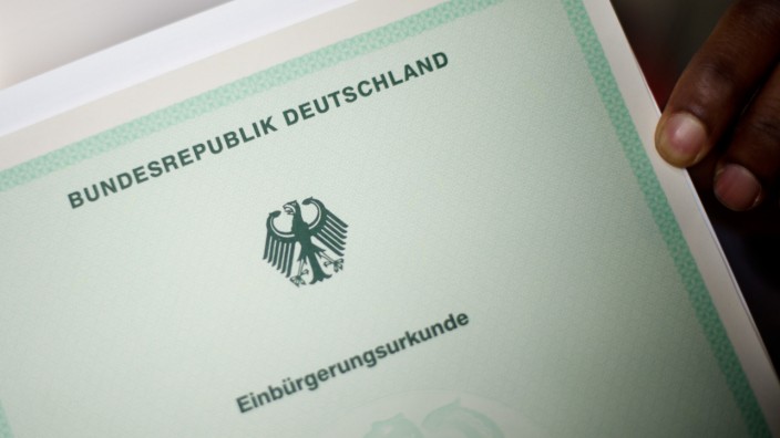 Einbürgerungsurkunde für die Bundesrepublik Deutschland