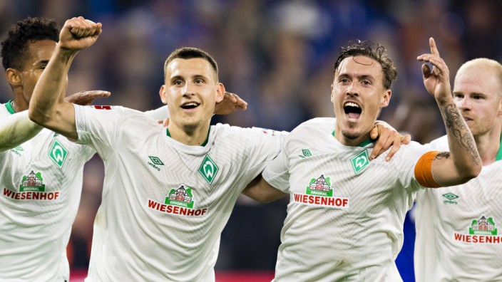 Gelsenkirchen 20 10 2018 Torjubel Maximilian Eggestein Werder Max Kruse Werder FC Schalke 04