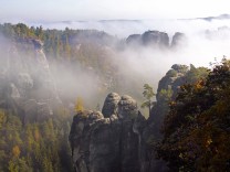 Geologie: Warum das Elbsandsteingebirge bröselt