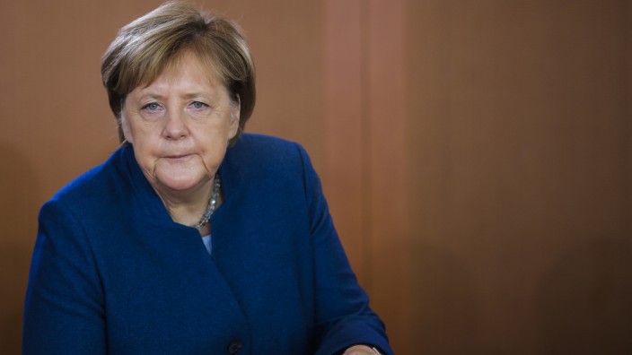SZ Espresso: Kanzlerin Merkel verlangt Aufklärung.