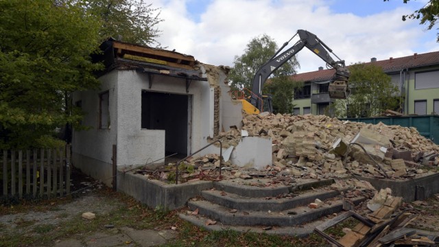 Herzoghaus: Kaum noch etwas übrig ist vom Herzoghaus in Pullach. Viele Bewohner bedauern, dass das Gebäude nicht erhalten werden konnte.