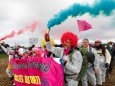 Klimaschutz - Aktivisten des Bündnisses "Ende Gelände" protestieren beim Tagebau Hambach.