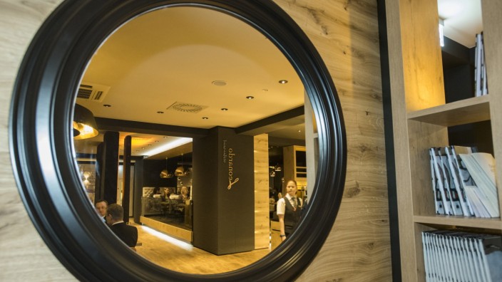 Unterhaching, Eröffnung des Restaurant Leonardo im Hotel Hilton nach Umbau und Neugestaltung
