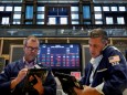 Börse: Händler an Wall Street in New York