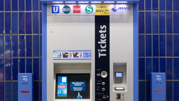 Fahrscheinautomat in München, 2018