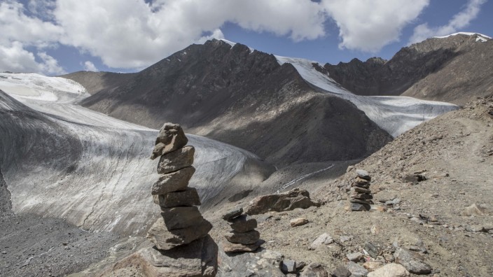 Landscape of Tianshan Glacier No. 1, Xinjiang