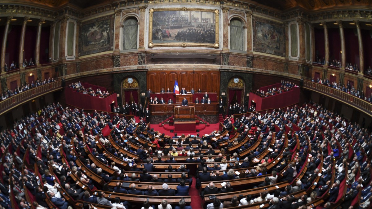 La France adopte une loi contre les médias « fausses nouvelles »