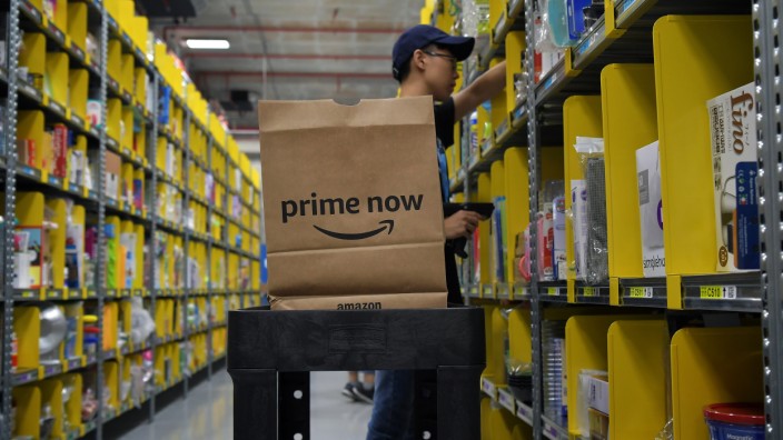 Amazon will be launching Prime Now; its two-hour delivery service in Singapore on July 27. To mark this momentous occasion; Amazon Prime Now will be hosting a press conference to provide more details on this innovative new service as well as provide a tou