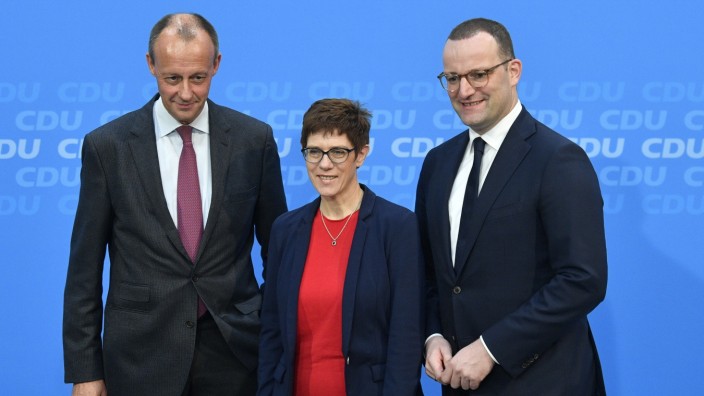 CDU: Friedrich Merz und Jens Spahn (rechts) würden gerne Nachfolger von Annegret Kramp-Karrenbauer werden.