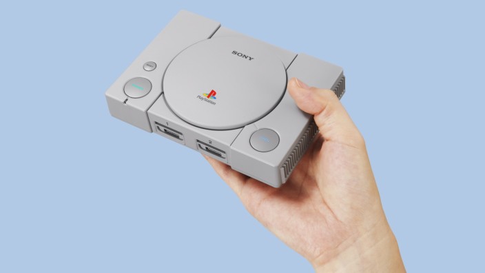 Angespielt: Playstation Classic: Die Playstation Classic soll Gamern die Möglichkeit geben, in der Nostalgie der Neunzigerjahre zu schwelgen. Doch Sonys Nachbildung hat einige Probleme.