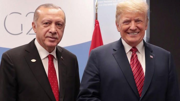 Türkei: Der türkische Präsident Recep Tayyip Erdoğan und US-Präsident Donald Trump beim G-20-Gipfel in Argentinien.