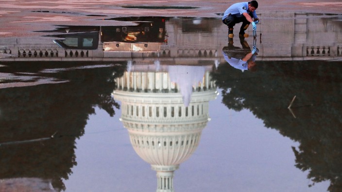 Reflecting Pool Is Drained at US Capitol