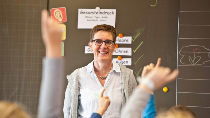 "Ich glaube, ich bin hier richtig": Möchte nicht nur "die Chefin" sein: Die neue Rektorin Katrin Dung hat an der Pliening Grundschule auch eine Klassleitung übernommen.