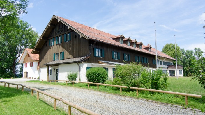 Bad Tölz: Der Bichler Hof in Oberfischbach sollte zu einem Hotel umgebaut werden. Doch die Mehrheit der Bad Tölzer stellte sich mit einem Bürgerentscheid quer.