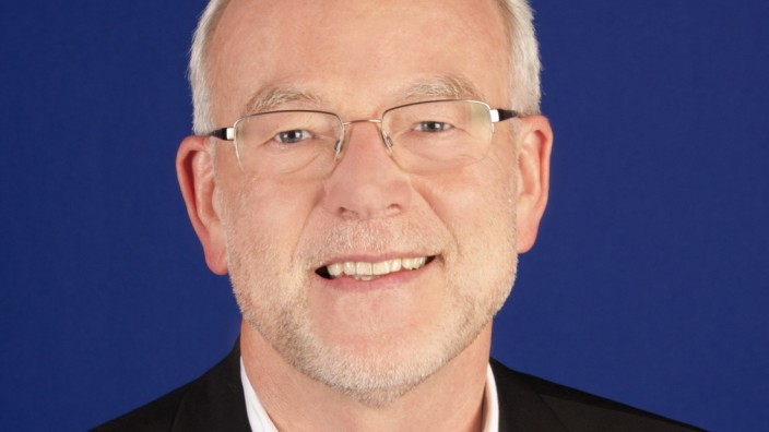 Statiker Norbert Gebbeken, Professor an der Universität der Bundeswehr München und Präsident der Bayerischen Ingenieurekammer-Bau