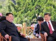 Kim Jong-un und Chinas Präsident Xi Jinping 2018