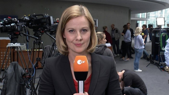Reaktionen auf #Nazisraus: ZDF-Reporterin Nicole Diekmann hat große mediale Rückendeckung.