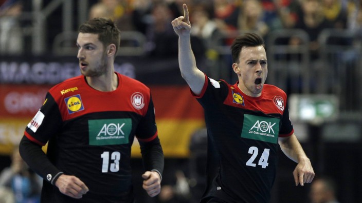 Handball-WM: Auftakt geglückt: Patrick Groetzki (rechts) jubelt, daneben Hendrik Pekeler.