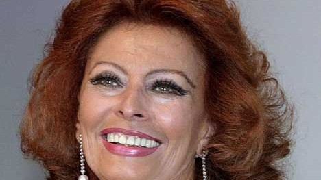 Im Interview: Sophia Loren: "Ich bin Fatalist, ich denke, alles, was man tut oder nicht tut, steht irgendwo bereits geschrieben, alles hat seine Bewandtnis."