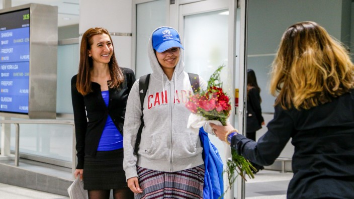 Saudi teenager Rahaf Mohammed al-Qunun arrives in Canada at Toronto Pearson International Airport in Toronto