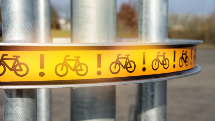 Abbiege-Unfälle: Die Bikeflash-Anlage in Niedersachsen ist die erste dieser Art in Deutschland.