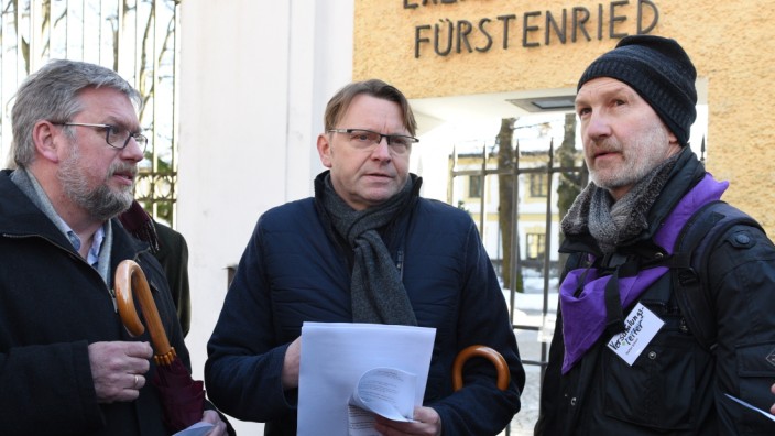Frauenrechte: Die Diakone Thomas Nixdorf und Stefan Stürmer (von links) stellen sich den Reformern um Stefan Schori.