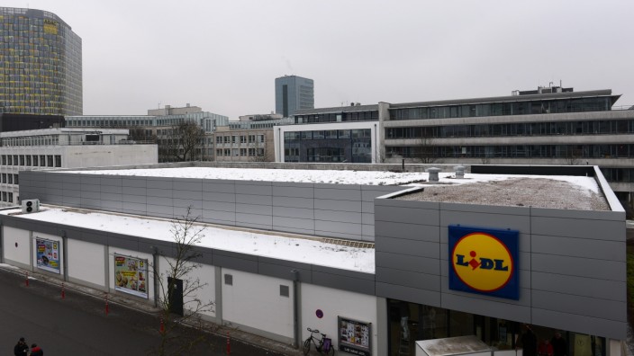 Wohnungsbau: Die Filiale in der Tübinger Straße 9 will Lidl abreißen - und dann einen neuen Supermarkt und mehr als 100 Wohnungen bauen.