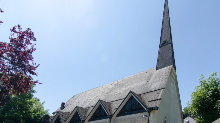 In Sankt Benedikt: In der Ebenhauser Kirche Sankt Benedikt wird die Kantate "Shadow and Hope" uraufgeführt