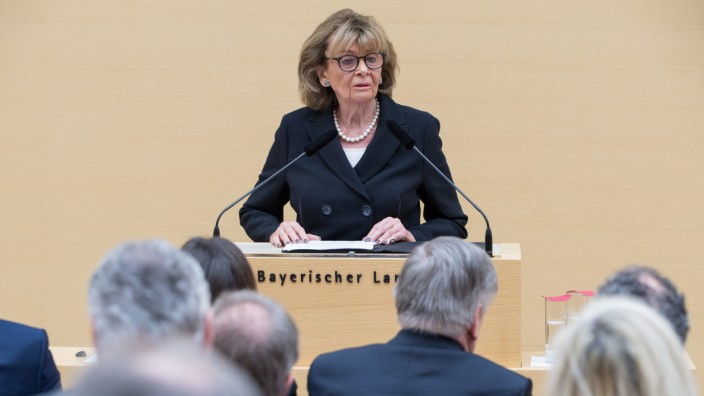 Charlotte Knobloch spricht im bayerischen Landtag